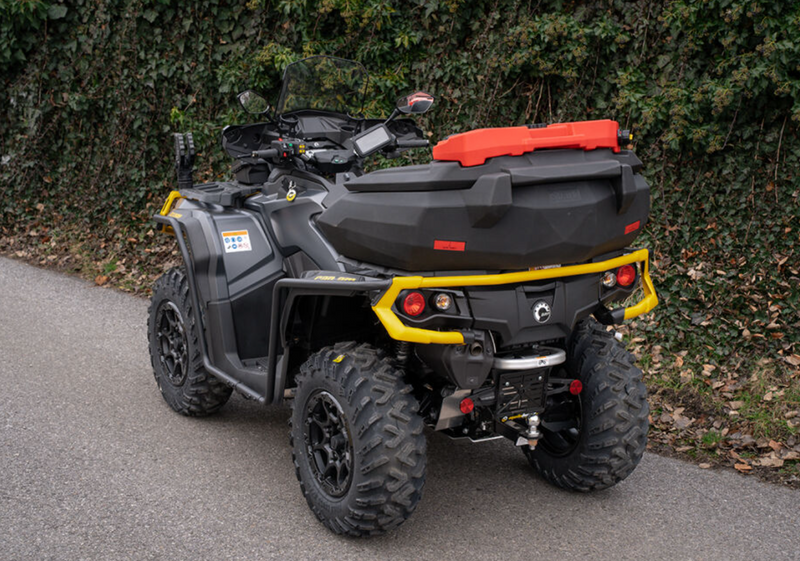 Laden Sie das Bild in Galerie -Viewer, SHARK ATV HECKKASTEN AX130 FÜR CAN-AM OUTLANDER 570 / 650 / 1000
