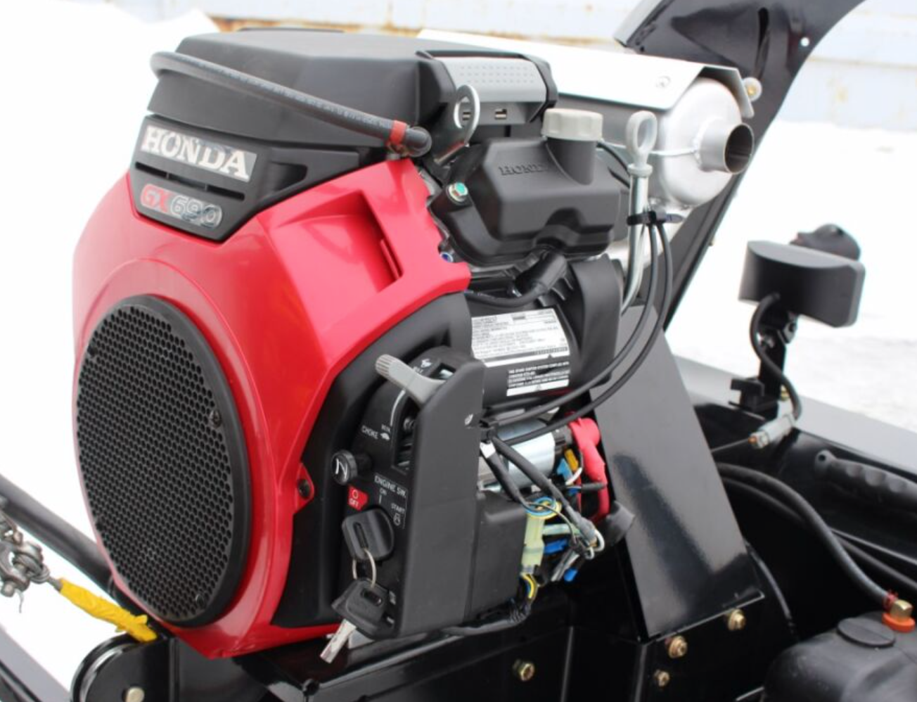 BERCOMAC profesional snowblower 72" (183 cm) Honda engine 22HP