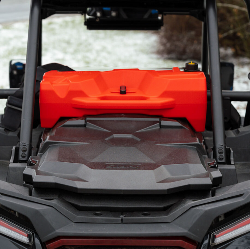 Laden Sie das Bild in Galerie -Viewer, SHARK UTV-BOX UX140 FÜR POLARIS RZR 1000
