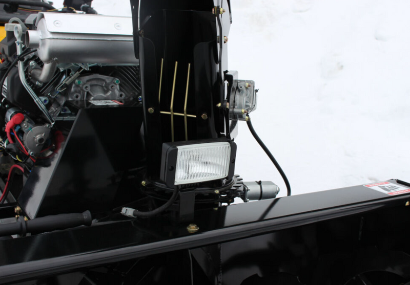 Chargez l&#39;image dans la visionneuse de la galerie, Souffleuse à neige professionnelle BERCOMAC 54&quot; (138 cm) moteur Honda 22HP
