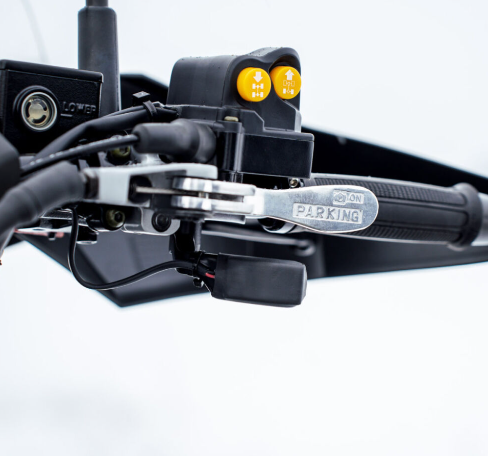 SHARK THUMB WARMER 800-01-035