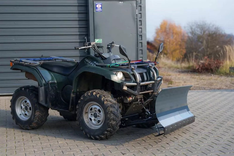 Laden Sie das Bild in Galerie -Viewer, ATV QUAD SNOW PLOW UNIVERSAL WITH MOUNTING KIT
