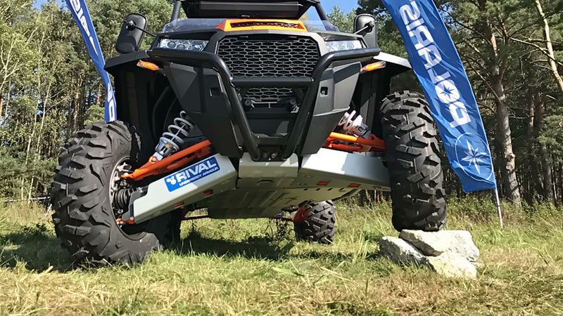 Laden Sie das Bild in Galerie -Viewer, RIVAL Kompletter Unterfahrschutzsatz - Aluminium Polaris RZR 1000 XP/Turbo
